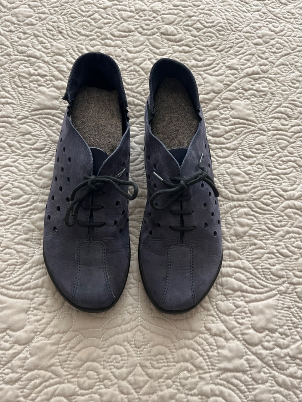 Arche Women's Navy Blue Perforated Leather Lace-Up Flats